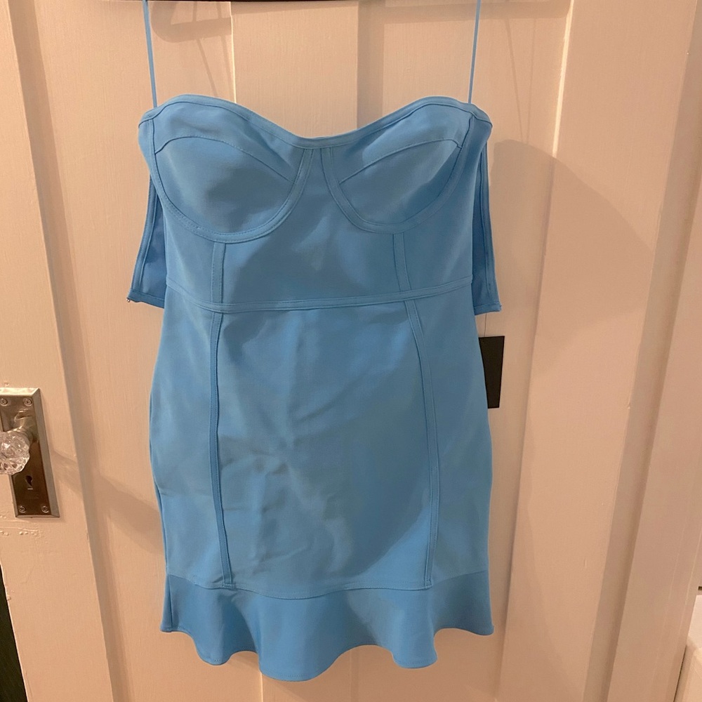 New with tag fashion nova dress.